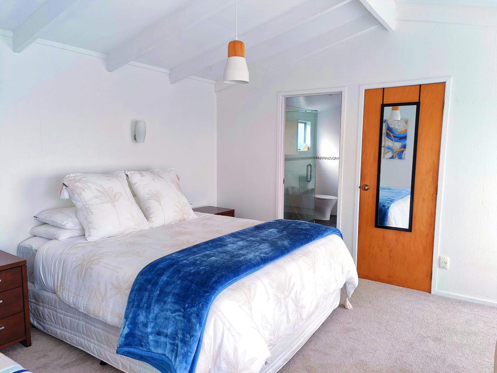 Delight In Birch-Lake View Holiday Home Taupo Exterior photo